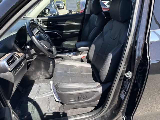 Used 2022 Kia Telluride EX w/ EX Premium Package FWD image 14