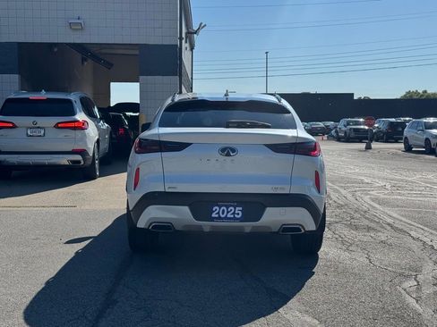 Used 2025 INFINITI QX55 Essential image 6