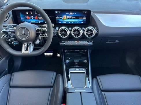 New 2026 Mercedes-Benz GLA 35 AMG 4MATIC image 15