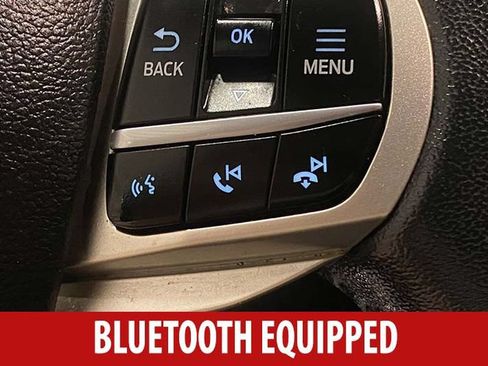 Used 2022 Ford Explorer XLT AWD/4WD image 11