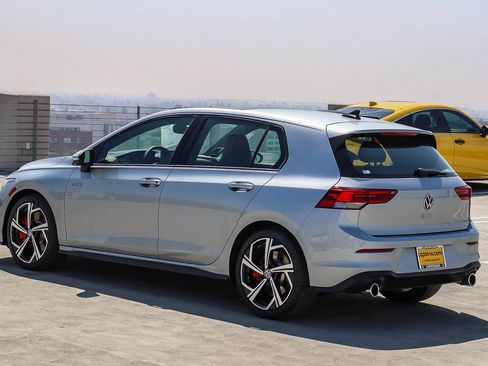 New 2026 Volkswagen GTI SE FWD image 6