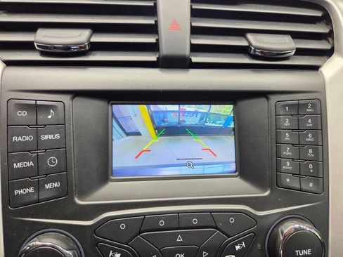 Used 2015 Ford Fusion SE FWD image 35