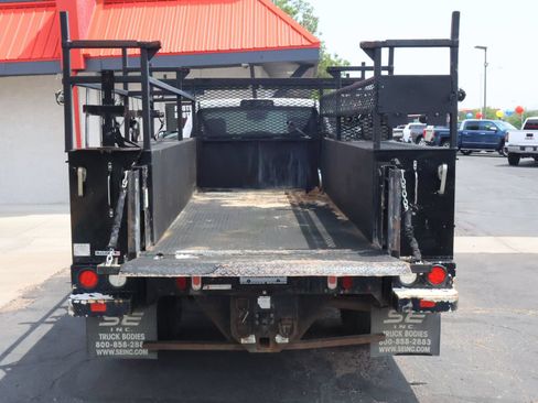 Used 2018 RAM 5500 Tradesman w/ Payload Upgrade Package AWD/4WD image 8