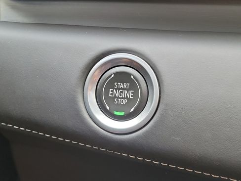 Used 2022 Cadillac Escalade ESV Premium Luxury Platinum w/ Heavy-Duty Trailer Package RWD image 34