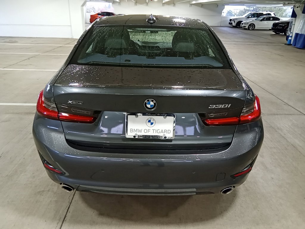 Used 2020 BMW 330i xDrive Sedan w/ Executive Package AWD/4WD image 6
