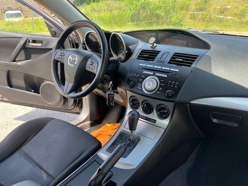 Used 2011 MAZDA MAZDA3 i Touring FWD image 14