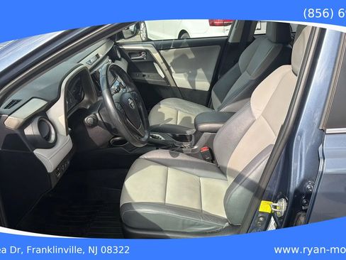 Used 2014 Toyota RAV4 Limited w/ Technology Package image 15