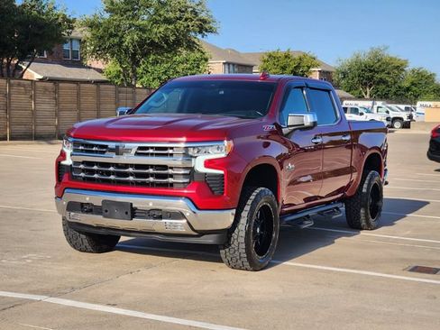 Used 2024 Chevrolet Silverado 1500 LTZ AWD/4WD image 11