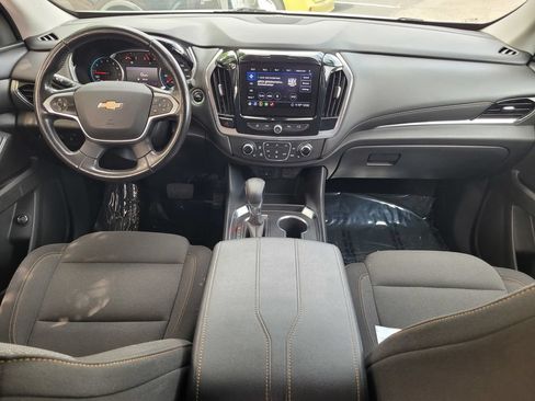 Used 2021 Chevrolet Traverse LT FWD image 16