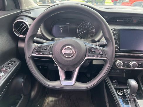 Certified 2023 Nissan Kicks SV FWD image 13