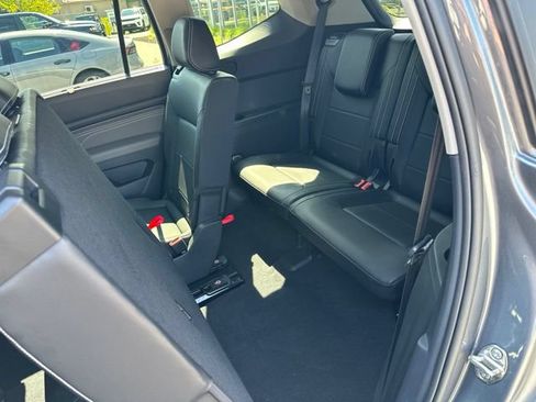 Used 2023 Volkswagen Atlas SE AWD/4WD image 23