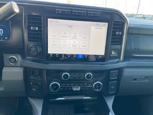 Used 2024 Ford F450 Limited w/ FX4 Off-Road Package image 19