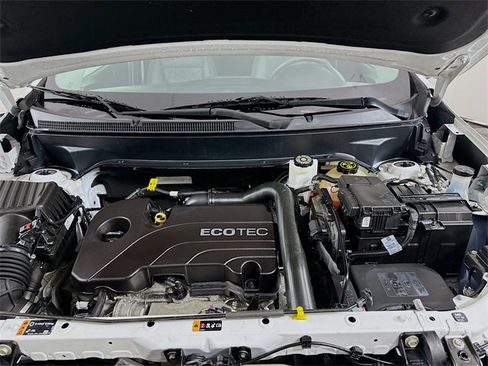 Used 2018 Chevrolet Equinox LT image 27