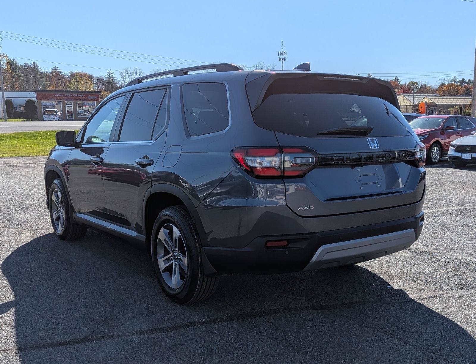 Certified 2024 Honda Pilot EX-L image 7