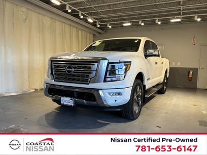 Certified 2024 Nissan Titan Platinum Reserve w/ Moonroof Package