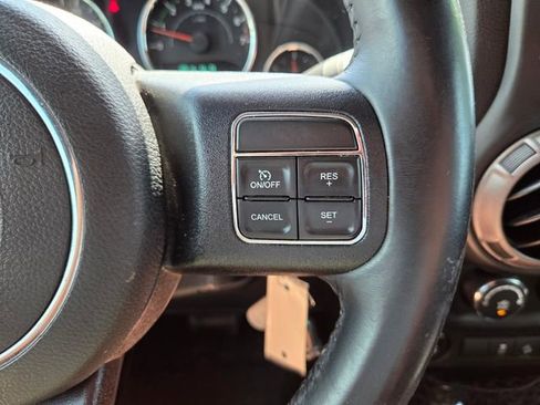 Used 2018 Jeep Wrangler Unlimited Sport S AWD/4WD image 29