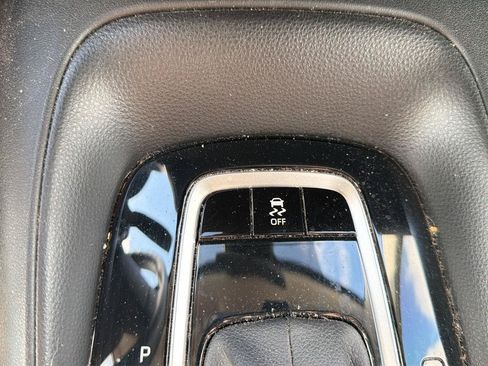 Used 2023 Toyota Corolla LE FWD image 10