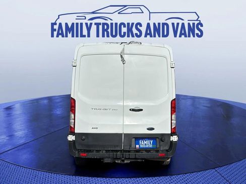 Used 2023 Ford Transit 250 Medium Roof AWD image 4