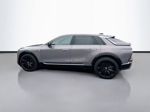 New 2025 Cadillac Lyriq Luxury image 8