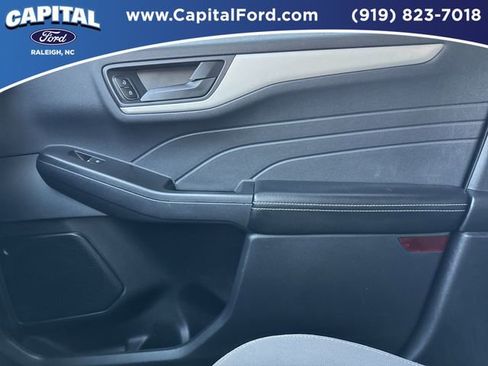 Certified 2022 Ford Escape SE w/ Convenience Package image 27