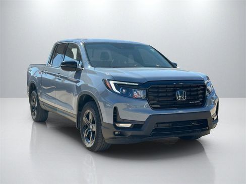 Used 2022 Honda Ridgeline Black Edition image 3