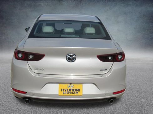 Used 2024 MAZDA MAZDA3 s FWD image 6
