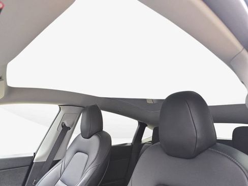 Used 2020 Tesla Model Y Long Range AWD/4WD image 26