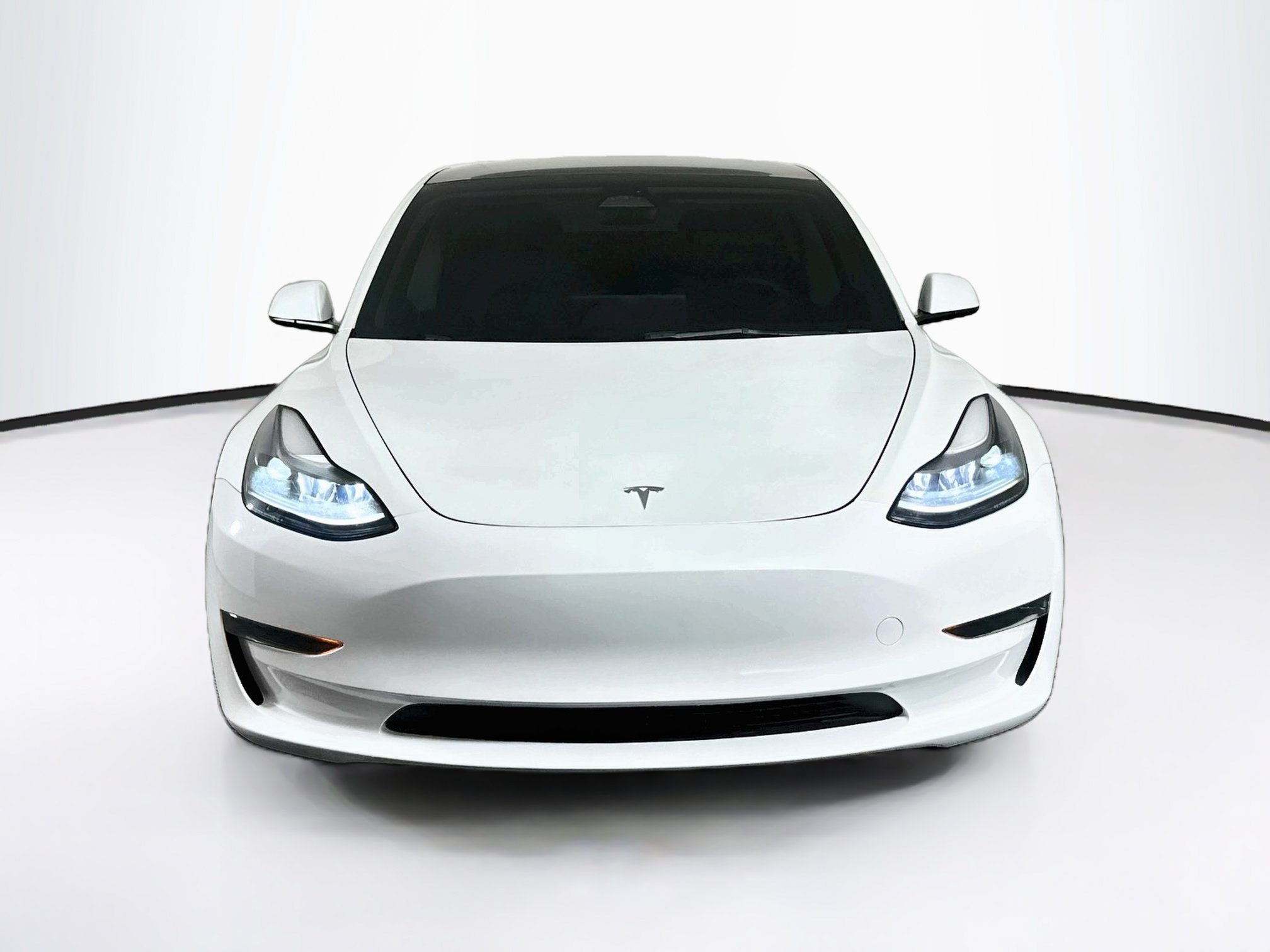 Used 2023 Tesla Model 3 Standard Range RWD image 2