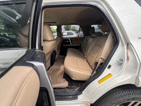Used 2015 Toyota 4Runner Limited AWD/4WD image 10