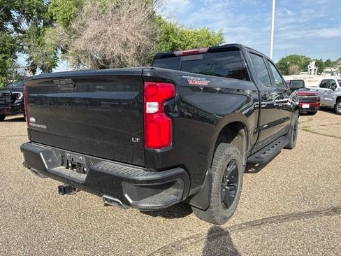Used 2019 Chevrolet Silverado 1500 LT Trail Boss AWD/4WD image 4