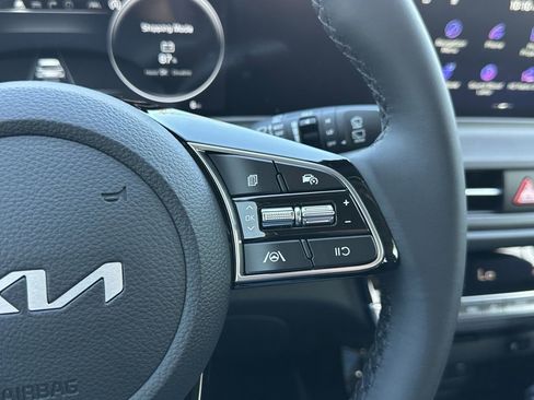 New 2026 Kia Seltos EX image 33