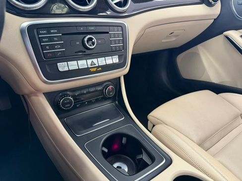 Used 2019 Mercedes-Benz CLA 250 image 52