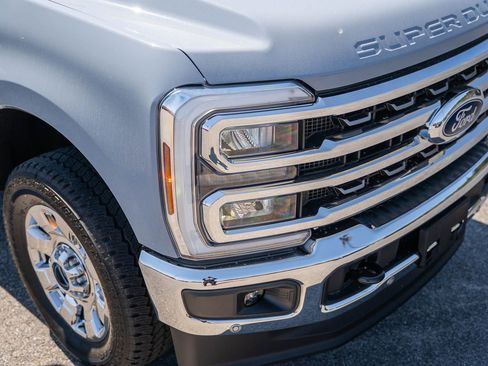 New 2026 Ford F250 King Ranch w/ Chrome Package AWD/4WD image 7