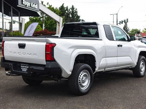 Used 2024 Toyota Tacoma SR RWD image 9
