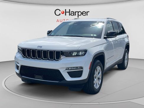 Used 2023 Jeep Grand Cherokee Limited AWD/4WD image 7