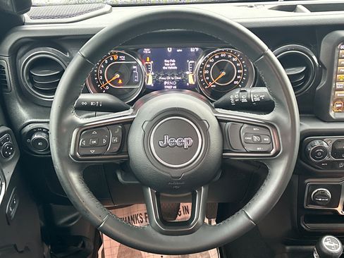 Used 2022 Jeep Wrangler Unlimited Sport AWD/4WD image 24