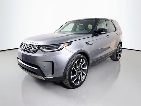 Used 2025 Land Rover Discovery S AWD/4WD image 1