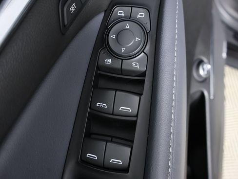 Used 2024 Buick Enclave Premium image 37