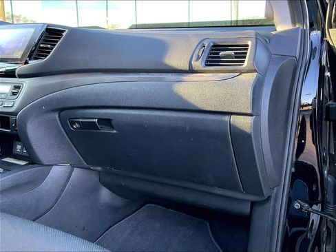 Used 2022 Honda Ridgeline RTL-E image 17