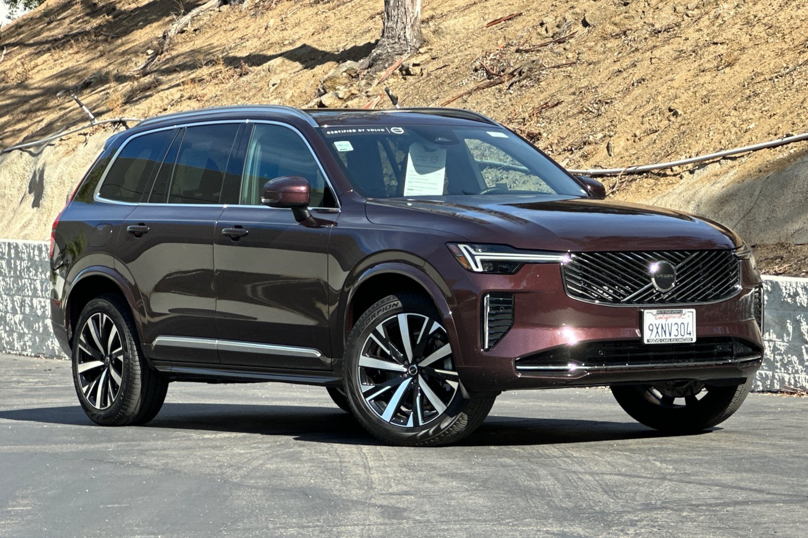 Certified 2026 Volvo XC90 B5 Core AWD/4WD image 2