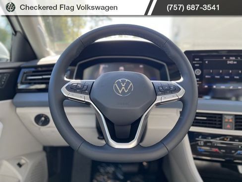 New 2026 Volkswagen Jetta SE image 33