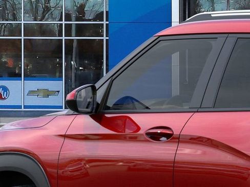 New 2026 Chevrolet TrailBlazer LT image 12