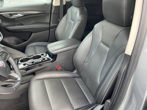 Used 2023 Buick Envision Essence FWD image 12