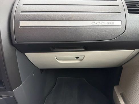 Used 2009 Dodge Grand Caravan SE FWD image 24