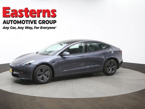 Used 2023 Tesla Model 3 Standard Range image 55