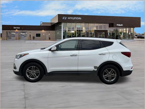 Used 2017 Hyundai Santa Fe Sport AWD/4WD image 2