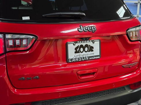 Used 2023 Jeep Compass Trailhawk w/ Trailhawk Convenience Group image 13