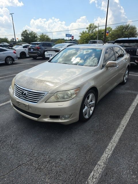 Used 2010 Lexus LS 460 w/ Comfort Pkg RWD image 2