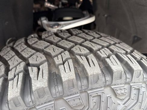 Used 2024 Ford Bronco Outer Banks w/ Sasquatch Package image 10