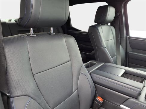 Used 2022 Toyota Tundra Platinum image 20